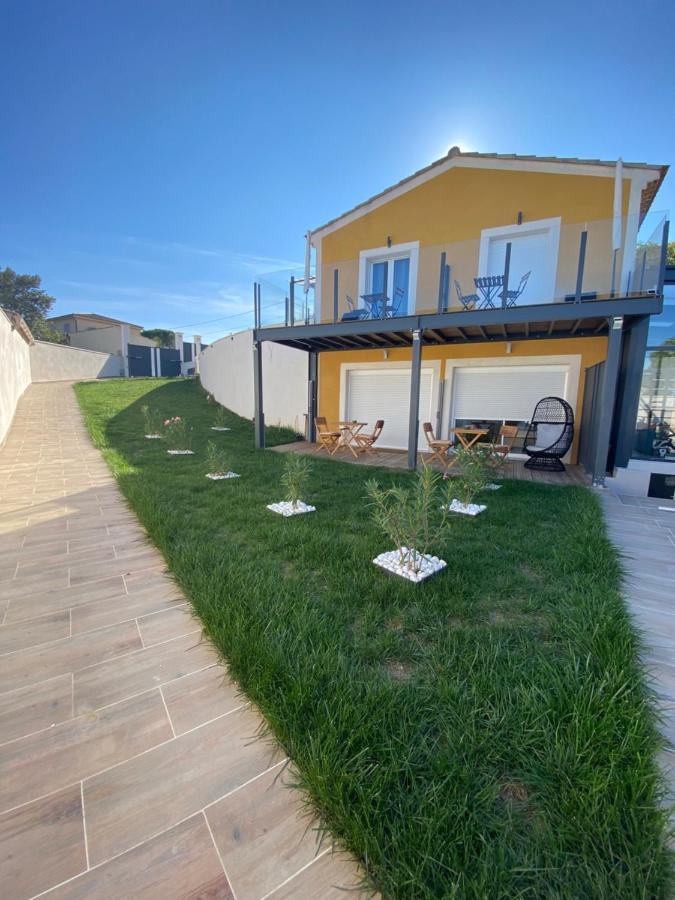 O Bain Soleil Panzió Bourg-Saint-Andéol Kültér fotó